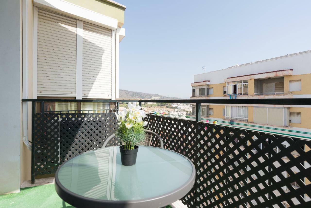 Confortable Estudio Con Terraza, Vistas A La Montana, Mar Y Mas Lejlighed Torremolinos Eksteriør billede